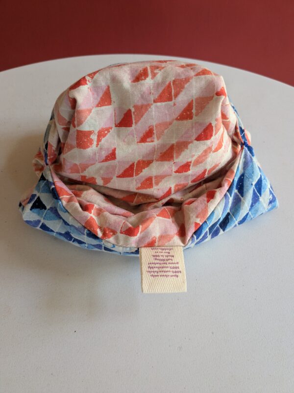 <em>Purcell</em> "Swimming Checks Blue" and "Swimming Checks Pink" eCoddle Classic - Image 10